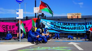 Datacenter geblokkeerd door demonstranten in Middenmeer