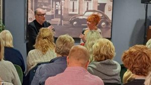 Bart Chabot bij boekhandel Plukker
