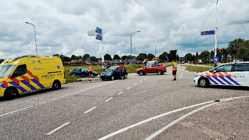 Botsing tussen twee auto’s in Nieuwe Niedorp