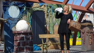 Prachtig Straattheater in Petten