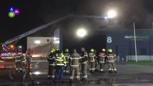 Vijftig omwonenden geëvacueerd bij brand
