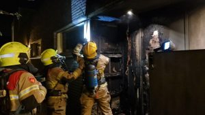 Brand in portiek Slootdorp