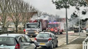 Vuilniswagen vat vlam in Callantsoog