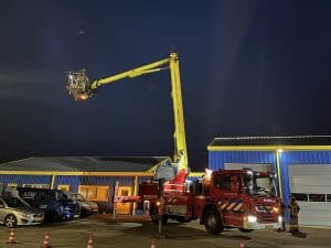 Serieuze belangstelling tijdens open oefenavond brandweer
