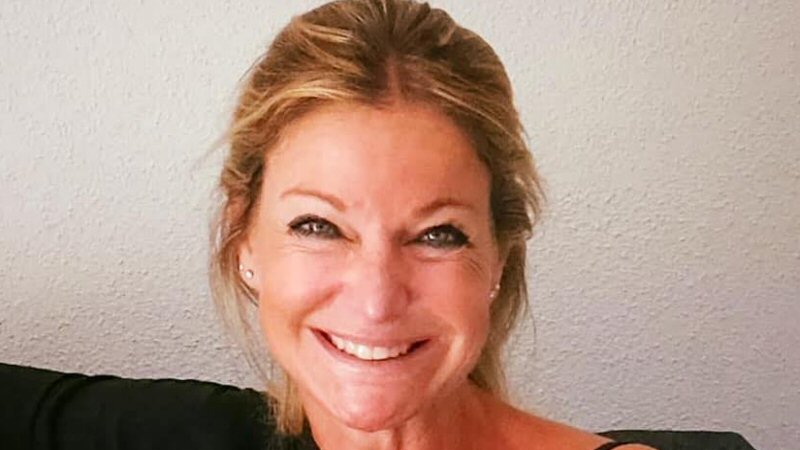 Caroline Ligthart in Met de deur Open