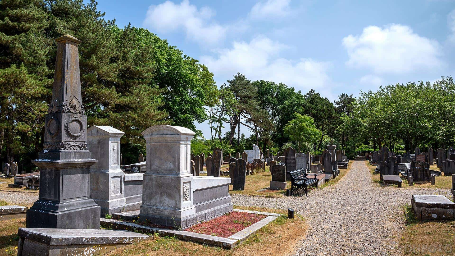 Ruim honderd oude grafmonumenten opgeknapt