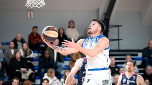 Noah van der Heiden blijft bij de Suns