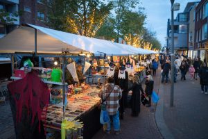 Halloweenmarkt in de binnenstad van Den Helder