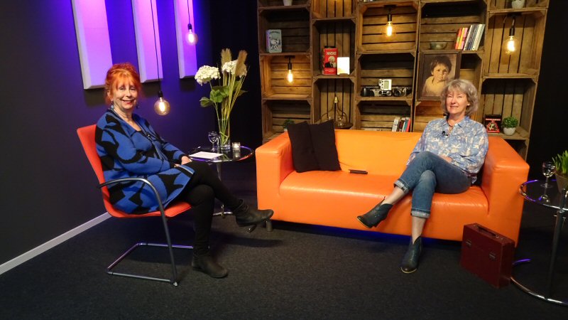 Simone Zuurbier op De Bank