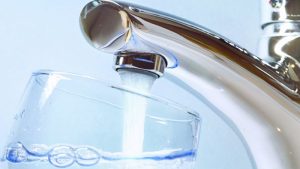 Fracties bezorgd over Pfas in drinkwater