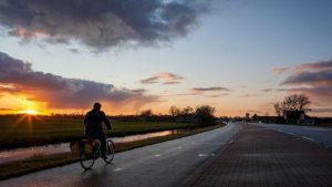 Provincie maakt fietspaden veiliger