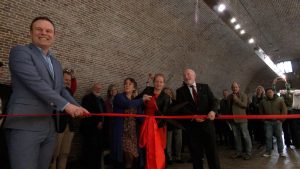 Renovatie noordzeeaquarium gereed: “Je loopt zo van land de diepzee in” (video)