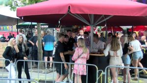 Video: Kermis Wieringerwerf met stormbaan
