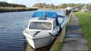 Boot vol gestolen goederen