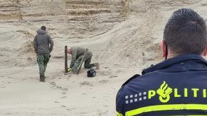 Handgranaat gevonden op strand Petten