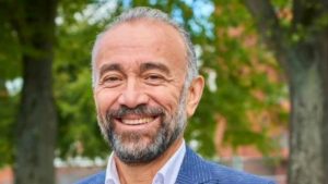 Derde woonontheffing voor wethouder Erol