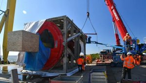 Hijsoperatie bij Afsluitdijk bijna van start