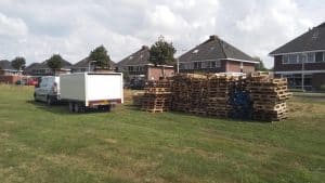 Helpende handen voor Huttendorp Hippolytushoef