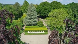 Rotary Wieringerland verrast Stichting Cultureel Erfgoed Begraafplaats Wieringermeer