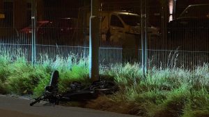 Drie fietsers op één fatbike gewond bij aanrijding