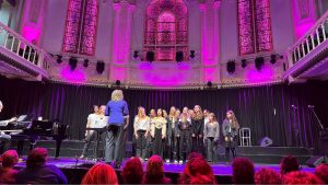 Regius College examenkoor in Paradiso