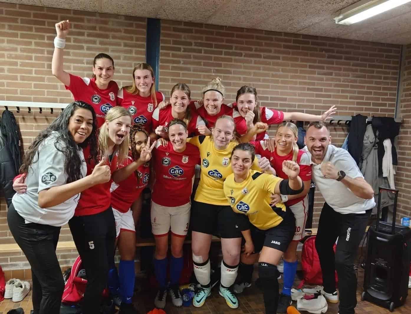 Dames Zeemacht zeker van komend seizoen eredivisie zaalvoetbal