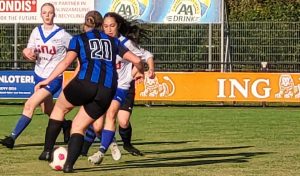 Voetbalsters JVC onderuit na matige start