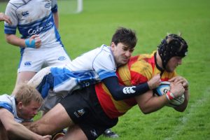 Rugbyers RCDH nipt onderuit