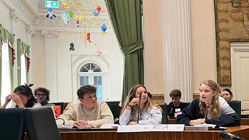 Jongeren in debat over natuur en OV
