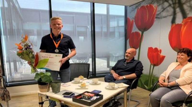 Justin in spotlight door Nederlandse Uitdaging