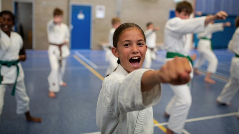 Jubilerend Funakoshi maakt tijdschrift