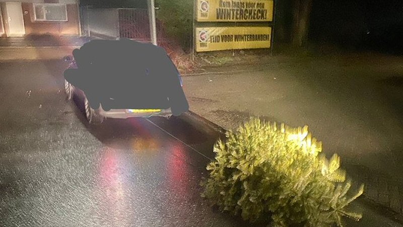 Kerstboom als aanhanger: “Gevaarlijk”