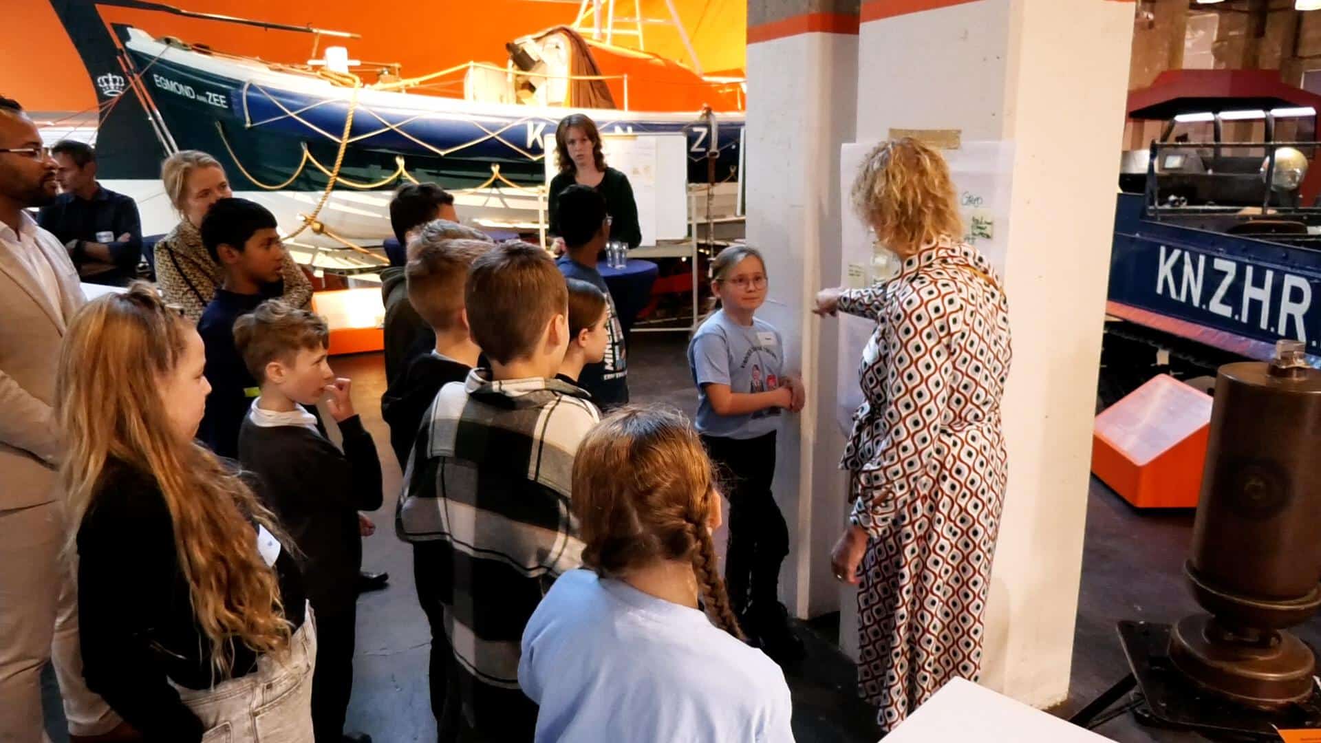 Kinderburgemeester en ambassadeurs smeden plannen voor de toekomst (Video)