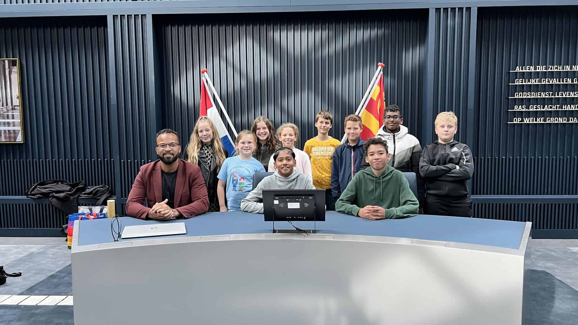 Kinderraad pakt zwerfafval in Den Helder aan