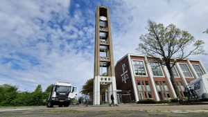 College: “Geen gevaarzetting rondom de klokkentoren”