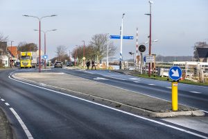 Kruispunten op N9 in Sint Maartensvlotbrug en Burgervlotbrug worden veiliger