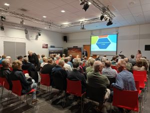 Druk bezochte bewonersavond ’t Laar