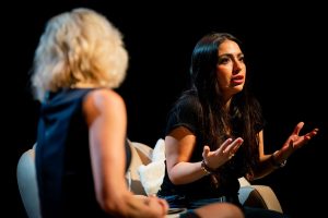 Lale Gül komt met theatercollege ‘Ik ben vrij’ naar de Kampanje