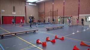 Kinderen in training voor SKRS Kidsrun(video)