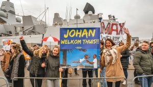 Marineschip net op tijd voor pakjesavond