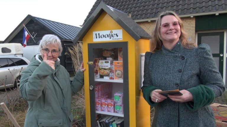 Vandalen plunderen weggeefkast Tuitjenhorn
