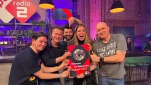 Peter de Jong mede-winnaar Nationale Popquiz