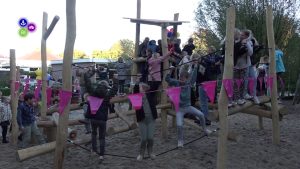 Spetterende start nieuw schoolplein (video)