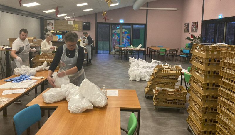 Oliebollen voor het goede doel