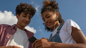 Tussen 15 en 25? Doe mee aan ons onderzoek
