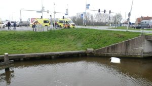Auto te water in Schagerbrug