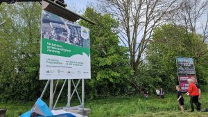 Piet (12) en Rijk (10) geven startsein voor veiligere Zandweg in Zijdewind en Waarland