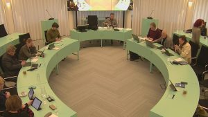 Debat toeristenbelasting uitgesteld