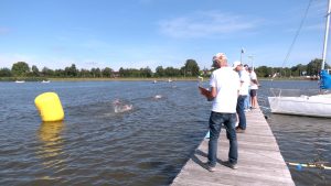 Open Water Zwemwedstrijd in Anna Paulowna trekt zwemmers uit het hele land