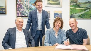 Overeenkomst getekend voor 16 woningen in Waarland